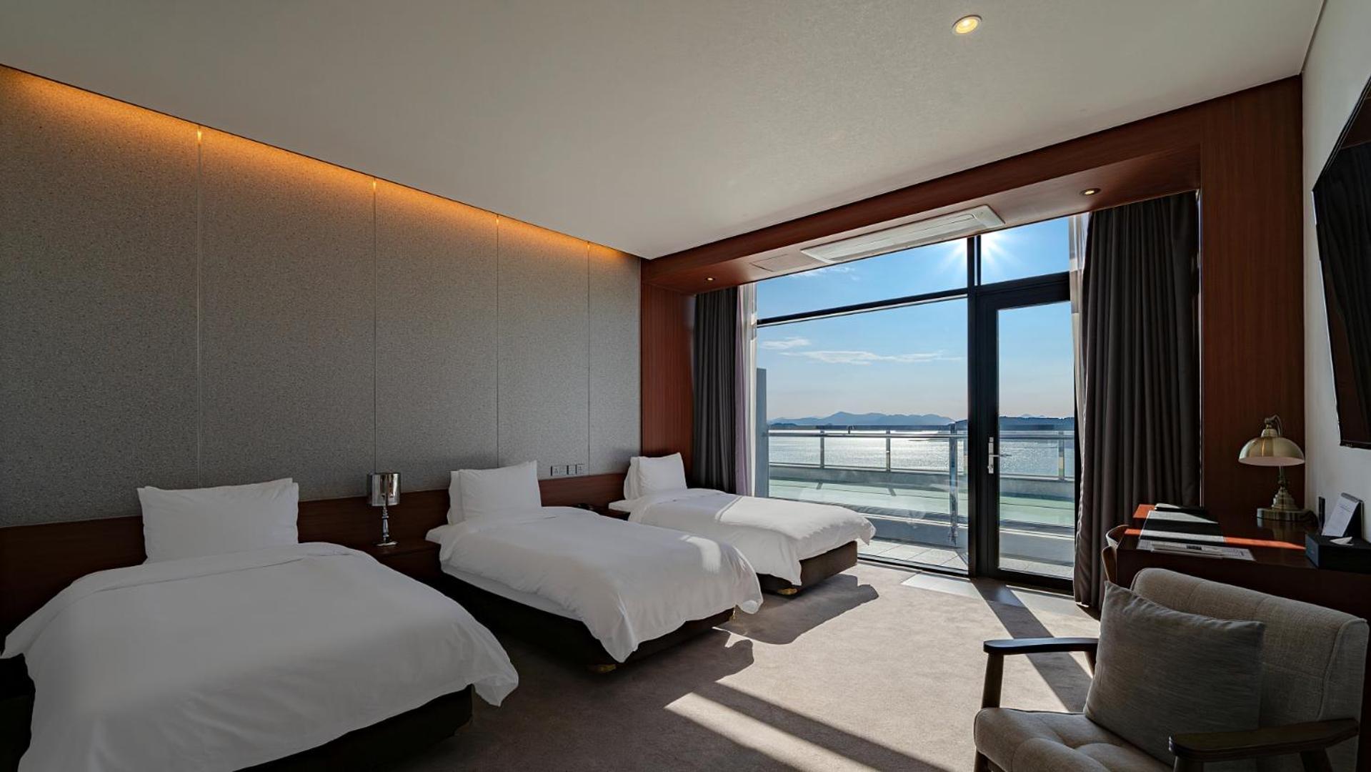 Hotel JCS Yeosu Dış mekan fotoğraf